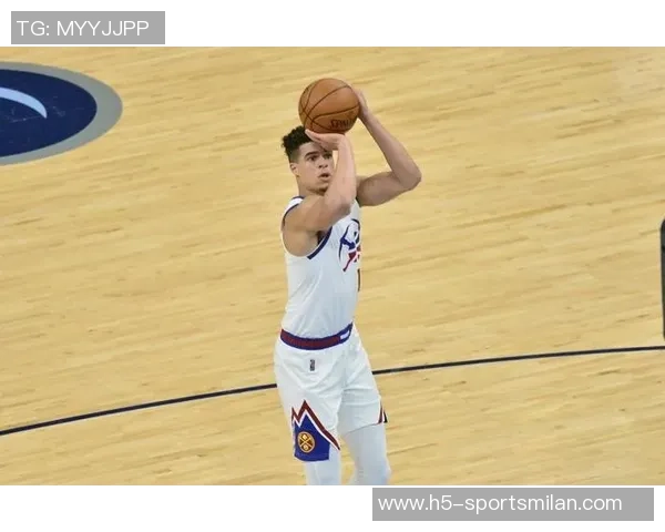 小迈克尔波特半场表现惊艳8投6中斩获19分7篮板5助攻正负值高达16